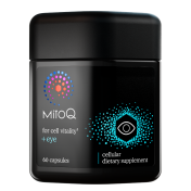 Frontansicht der Glasflasche von MitoQ® - Eye - Formel speziell fürs Auge - 60 Kapseln