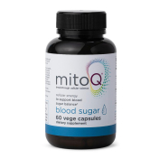 Frontansicht der Glasflasche von MitoQ® Blutzucker - Mitoquinol Mesylat - 60 Kapseln