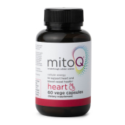 Frontansicht der Glasflasche von MitoQ® Herz – Mitoquinol Mesylat - 60 Kapseln